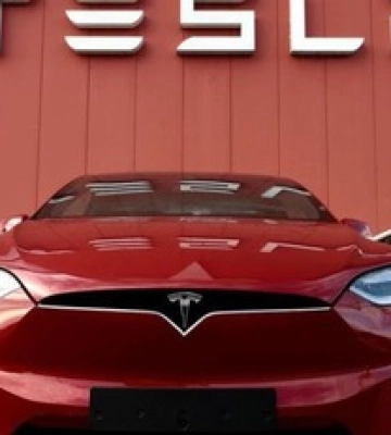 Акції Tesla опустилися нижче рівня "ніколи не знизиться до цієї позначки"