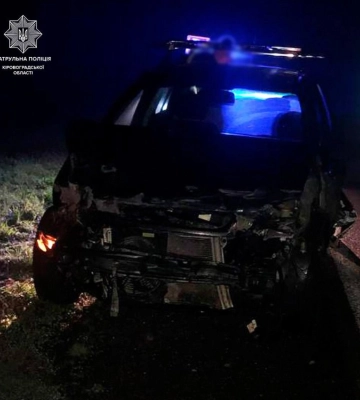 На Кіровоградщині водій протаранив відбійник