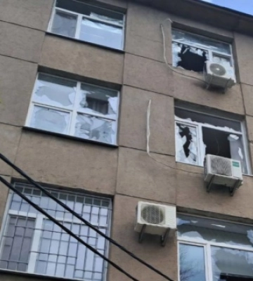 Війська РФ атакували протягом дня Нікопольський район з артилерії та дронами, є поранені