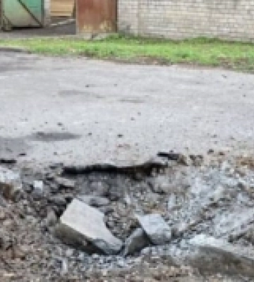 Росіяни за добу обстріляли 31 населений пункт Херсонщини, восьмеро поранених