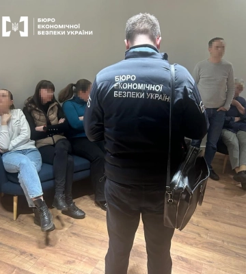 Ухилення від сплати податків в особливо великих розмірах: на Закарпатті викрито мережу продуктових магазинів
