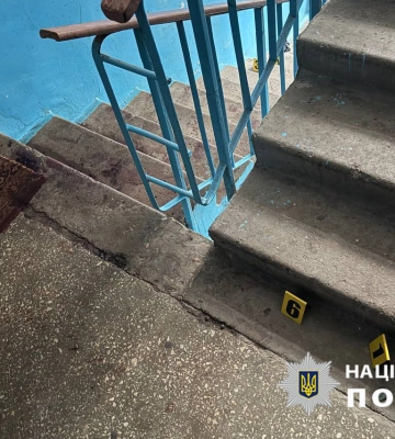 У Києві 66-річного чоловіка забили на смерть скляною пляшкою - підозрюваного затримано