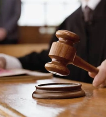 ВАКС стягнув з родини харківського поліцейського на користь держави необґрунтовані активи на 7,8 млн грн
