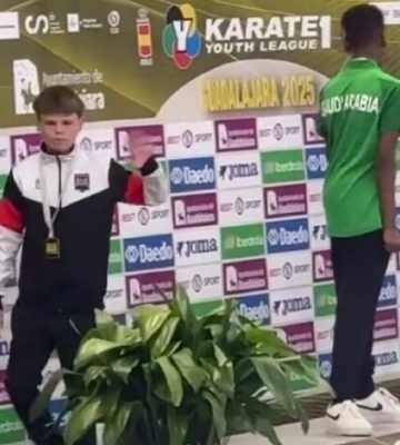 Український каратист відмовився робити спільне фото з росіянином після змагань