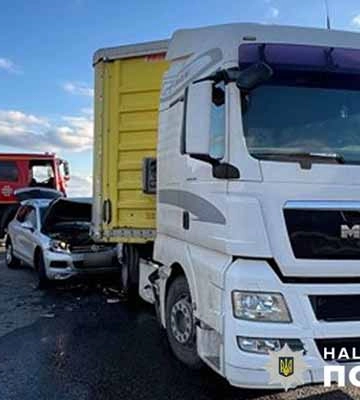 На Полтавщині трапилась ДТП, постраждав пасажир позашляховика