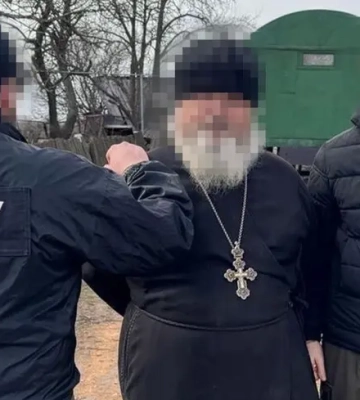Шпигував для ФСБ за позиціями ЗСУ на Донеччині: затримано клірика УПЦ МП, - СБУ. ФОТОрепортаж