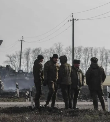 РФ масовано перекидає живу силу і техніку з Ростовської області на Донеччину, - Андрющенко РФ масовано перекидає живу силу і техніку з Ростовської області на Донеччину, - Андрющенко