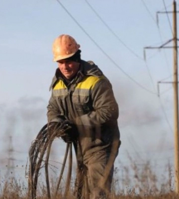 На Буковині через негоду понад 10 населених пунктів залишилися без електроенергії