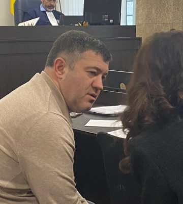 Не виїжджати за межі Київщини та носити електронний браслет — суд продовжив зобовʼязання екскерівнику ДФС Насірову