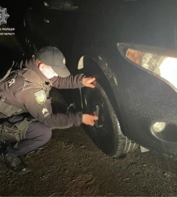 Ужгород: ранок почався з доброго вчинку патрульних поліцейських