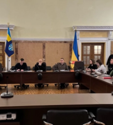 У Львові обговорили як уберегти дітей від злочинів, що загрожують нацбезпеці