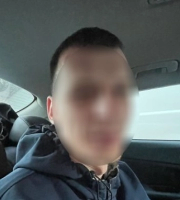 У Львові затримали чоловіка, який крав телефони з роздягальні  у дітей-футболістів