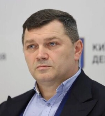 Ткаченко уволил Поворозника с должности первого заместителя начальника КМВА