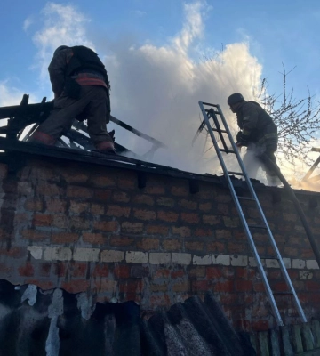 Россия нанесла удары по Днепру и Никополю: ранены 18 человек, есть погибший