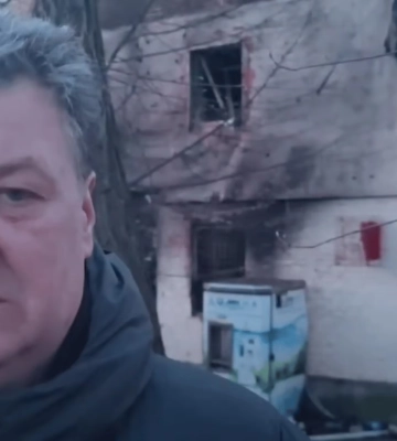 Внаслідок влучання дрона в багатоповерхівку на Житомирщині одна людина загинула, 5 постраждало, серед них дитина