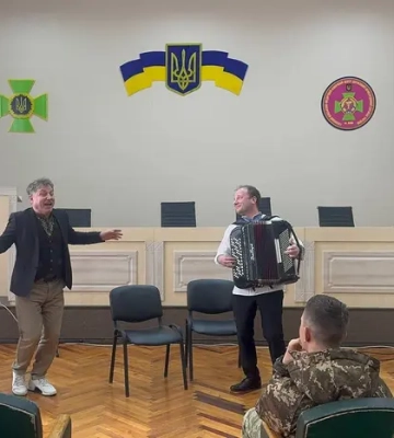 Актори театру Франка виступили перед пораненими захисниками 