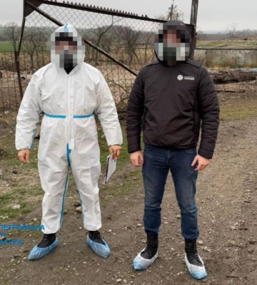 Забруднили рештками померлих тварин землі на Дніпропетровщині – судитимуть підприємців та фермера. ФОТО