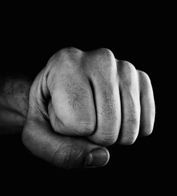 На Буковине 27-летняя женщина скончалась в больнице после жестоких побоев сожителя