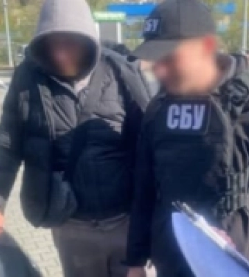 На Закарпатті затримали луганчанина, який намагався перетнути кордон за підробленими документами