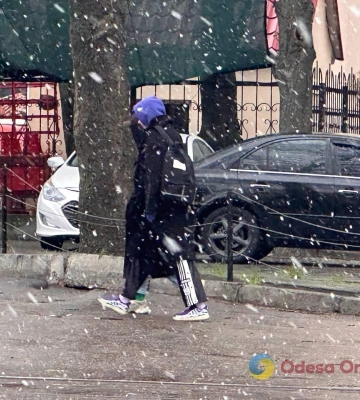 Квітневий сніг в Одесі (фоторепортаж)