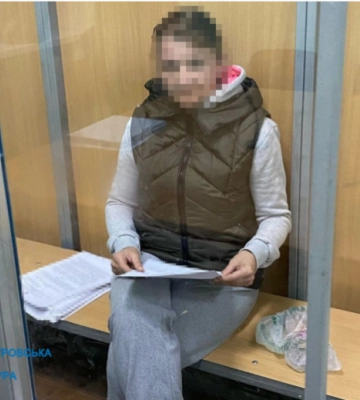 Стежила за вантажами ЗСУ через камеру у шпаківні: у Дніпрі викрили агентку фсб