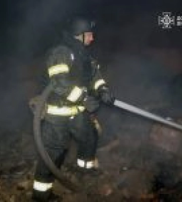 Рятувальники на Дніпропетровщині ліквідували наслідки російської атаки на Самарівський район