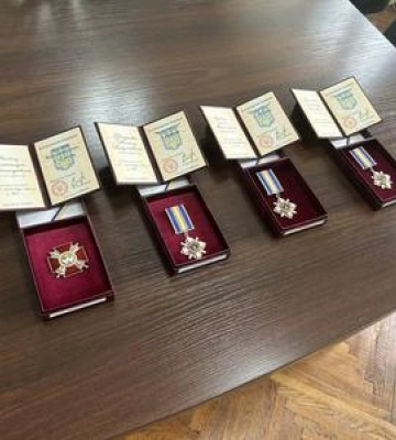 На Полтавщині родинам полеглих воїнів передали державні нагороди