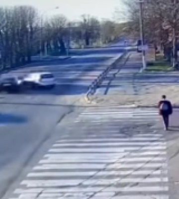 Біля центрального ринку на Волині зіткнулися два авто