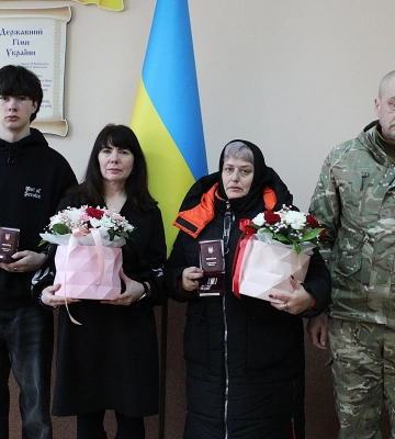 У Рожищі рідним полеглих Героїв вручили їхні посмертні нагороди