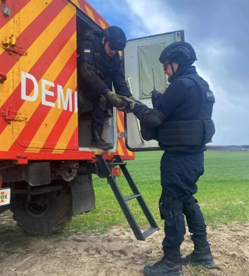 Піротехніки Волині знешкодили понад 50 боєприпасів з часів Другої світової війни