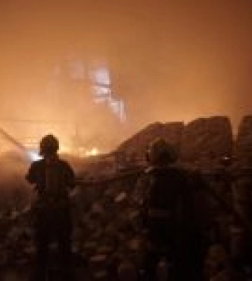 Рано вранці 12 квітня у Києві сталися пожежі внаслідок російської атаки