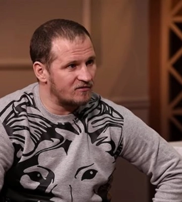 В Киеве задержали экс-футболиста Александра Алиева: он отрицает, что был пьяным за рулем (видео)