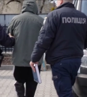 Затримали чоловіків, які запустили салют у Рівному: один із них погрожував поліцейським гранатою