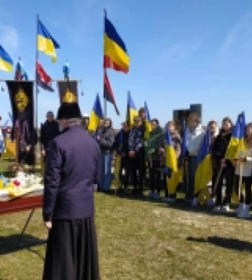 На Волині попрощалися з воїном Віктором Демчуком