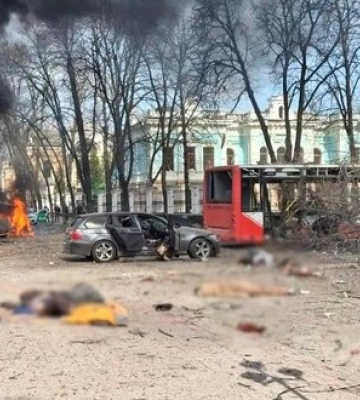 Клименко про удар РФ по центру Сум: 21 людина загинула, щонайменше 20 поранених. Організовуємо штаб. ФОТО