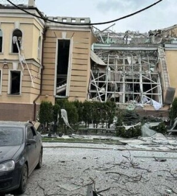 Наслідки удару балістикою по центру Сум. ФОТОрепортаж