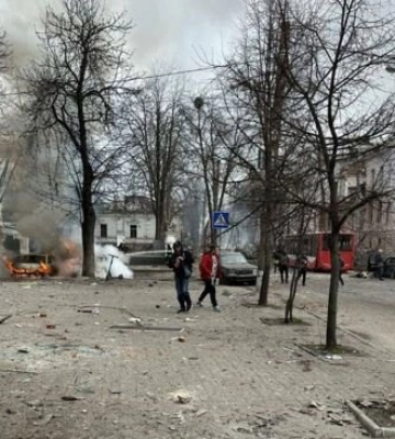 Росіяни здійснили ракетну атаку на Суми, відомо про понад 20 загиблих. Фото 18+