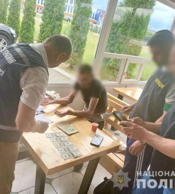Просив гроші у пацієнта: психіатр із Волині вдруге опинився в суді