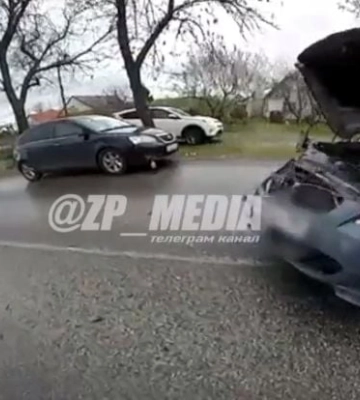 В оккупированном Мелитополе произошло серьезное ДТП (видео)
