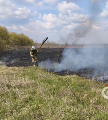 У Дніпрі в районі ТРЦ "Караван" сталася масштабна пожежа