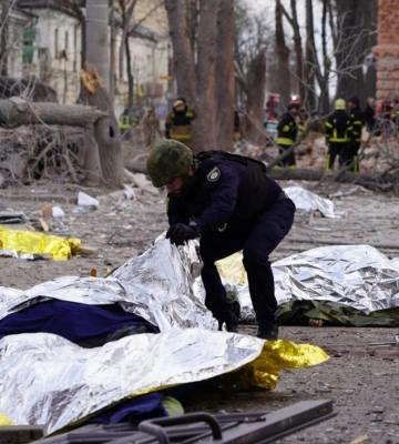 В Сумах снова возросло число погибших в результате ракетного удара, среди них есть дети