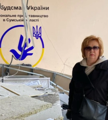 Ракетний удар по центру Сум — внаслідок атаки зруйновано обласний офіс Омбудсмана, фото