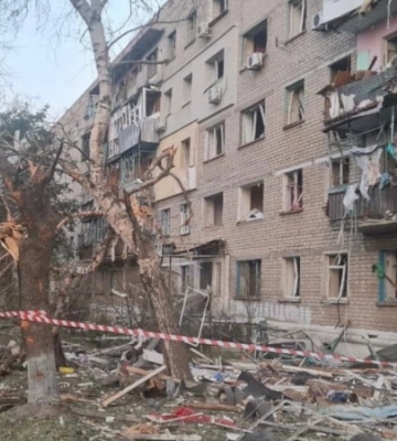 Російські війська обстріляли з «Урагану» селище на Харківщині, є поранений