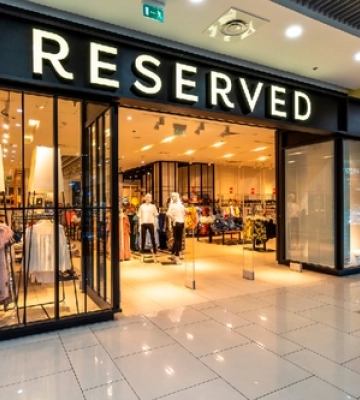 У луцькому ТЦ «ПортCity» закривають магазин Reserved (відео)