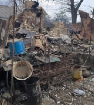 На Донеччині від авіаудару загинула жінка, ще троє цивільних дістали поранення