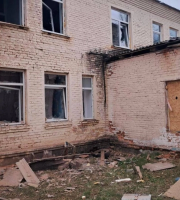 Росіяни дронами вдарили по лікарні на Чернігівщині - поранена медсестра
