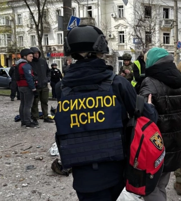 Зросла кількість загиблих внаслідок ракетного удару по Сумах, серед жертв - дві дитини, - ДСНС. ФОТО