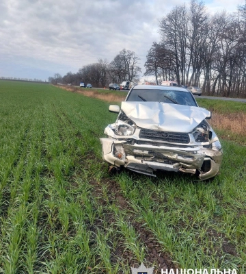 На Черкащині поліція затримала водія-винуватця ДТП, в якій загинули двоє людей. ФОТО На Черкащині поліція затримала водія-винуватця ДТП, в якій загинули двоє людей. ФОТО