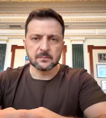 Зеленеський про удар РФ по Сумах: Тільки абсолютно відбита сволота може робити таке. ВIДЕО