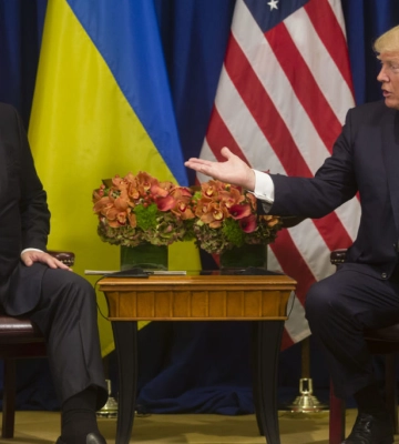 Порошенко розповів про питання Трампа про приналежність Криму